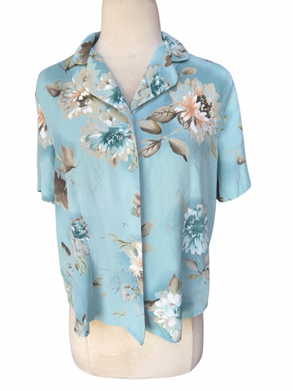 1990s Alfred Dunner 100% Lightweight Textured Poly Floral Button Down‎ Blouse